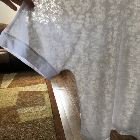 Zella | 3X White Sheer Short Sleeve Blouse - Picture 5 of 10